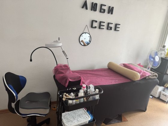 Аренда места(кушетки) в кабинете,95 квартал Кривий Ріг