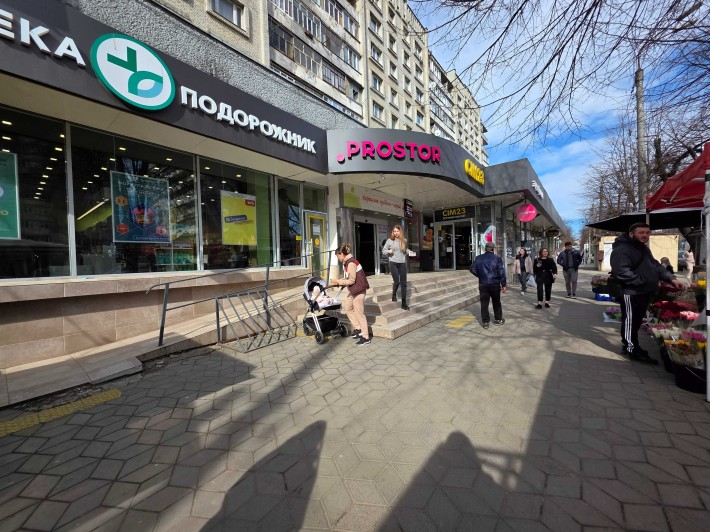 Пропонується в оренду приміщення по вул.Тролейбусна, 1 - фото 1