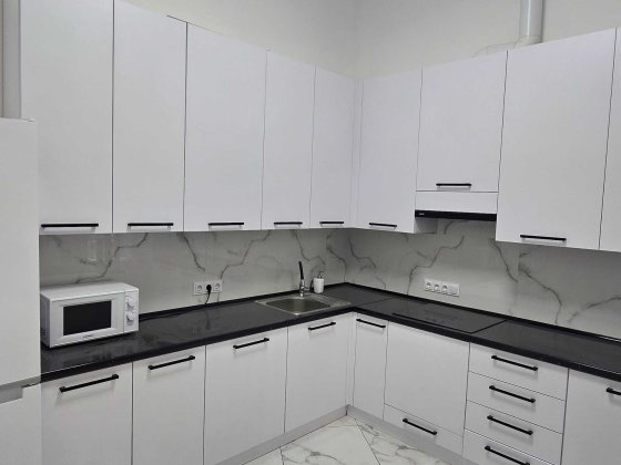 Ексклюзивне приміщення на стометрівці Івано-Франківськ