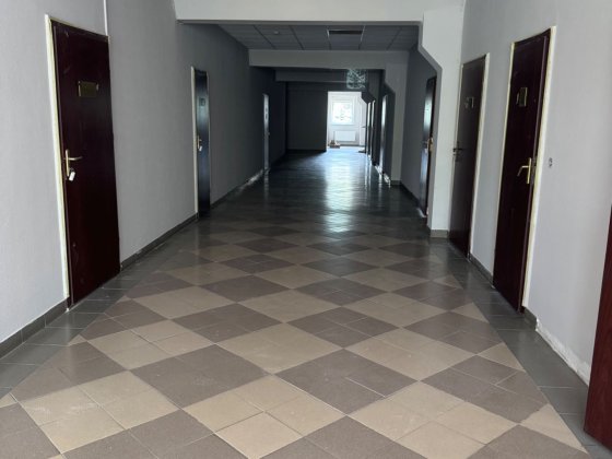 Орендна приміщення. Луцьк, Карбишева/1 Луцьк