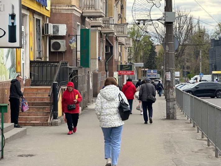 Оренда напівпідвального приміщення (кафе,кав'ярня,офіс) пл. Визволення - фото 1