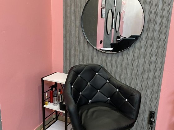 Оренда робочого місця для перукаря, центр Луцк