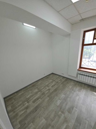 офіс 9 кв.м. Поділ - фото 1