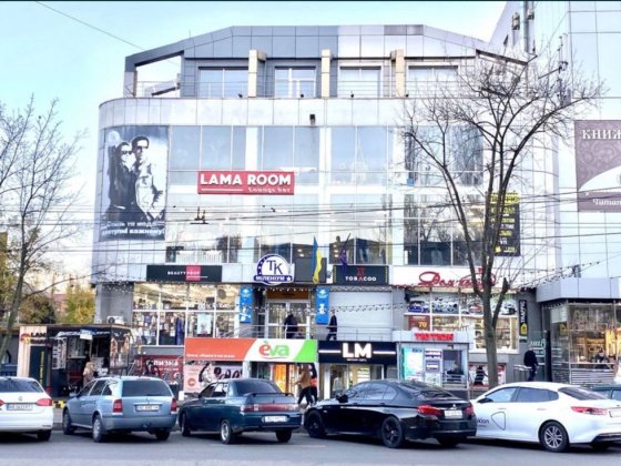 Аренда торгового помещения 200 м.кв, 1 этаж, торговый комлекс Кривий Ріг