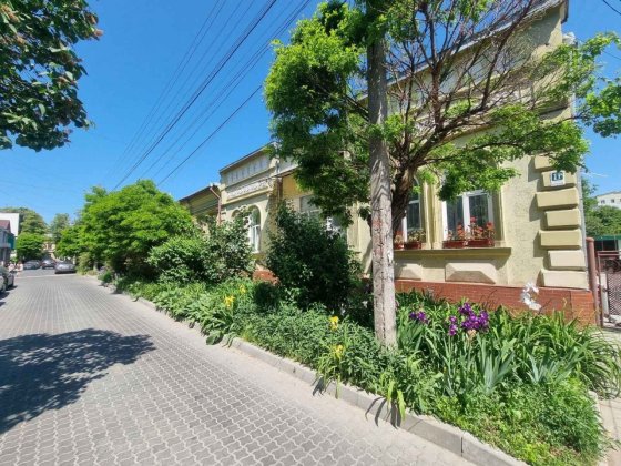 Продається комерційне приміщення . Офіс. Ремонт. Центр. Опалення Івано-Франківськ