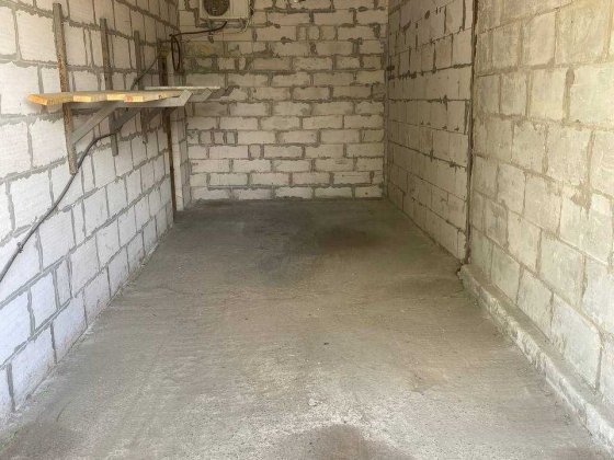 Склад біля варшавського ринку, район АС-1 Луцьк