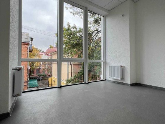 Ключі в АН. Нова окрема будівля в центрі міста. Оренда офісу. Полтава