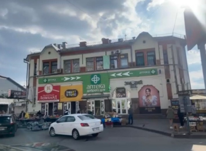 Оренда приміщення по вул. Шевченка, 27 (біля ринку) - фото 1