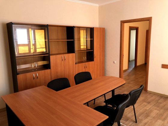 Офіс з ремонтом і меблями 92м Кривий Ріг