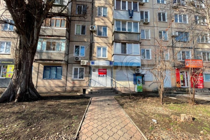 Оренда магазину на "Ювілейній" - фото 1