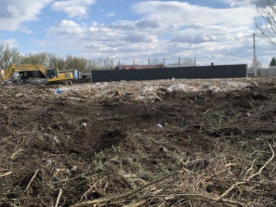 Аренда.Оренда відкритий майданчик Стоянка для Авто Твирда основа цегла Івано-Франківськ