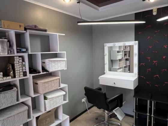 Оренда для майстра перукаря, колориста або з нарощування волосся Кривой Рог
