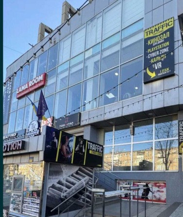 Аренда помещения 300м.кв в ТЦ Миллениум. 95 квартал, фасад, - фото 1