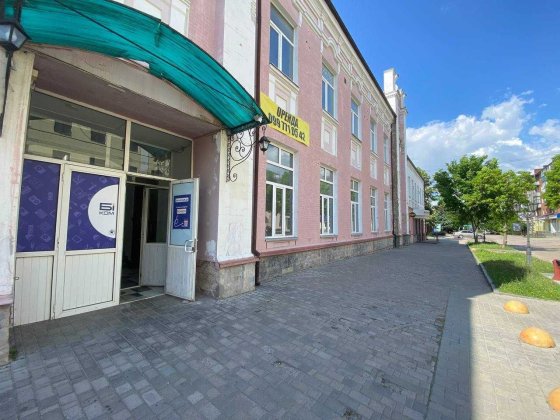 Оренда приміщення в центрі міста, вул. Воскресенська 13/7 (260 м2) Суми