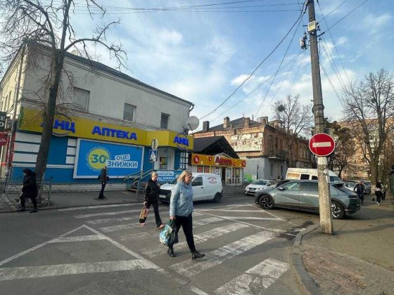 РИНОК 54м2 Здам ФАСАДНЕ приміщення за ХОРОШОЮ Ціною Рівне