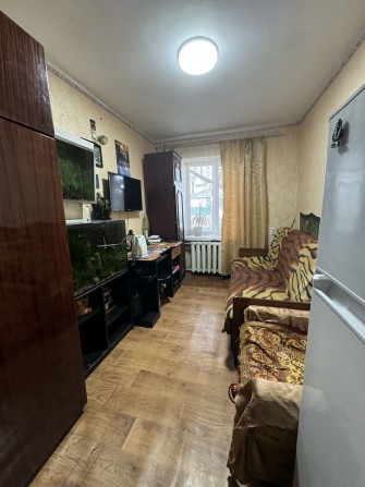 Продается комната в коммуне центр - фото 1