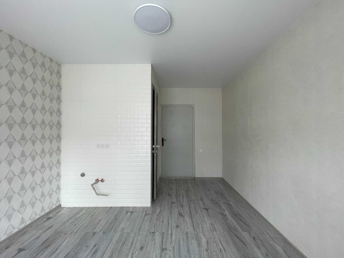 Продаж кімнати з власним санвузлом та кухнею - фото 1