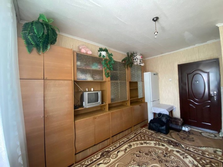 Продаж кімнати 17 кв. м на вул. Антонова Олега 2, - фото 1