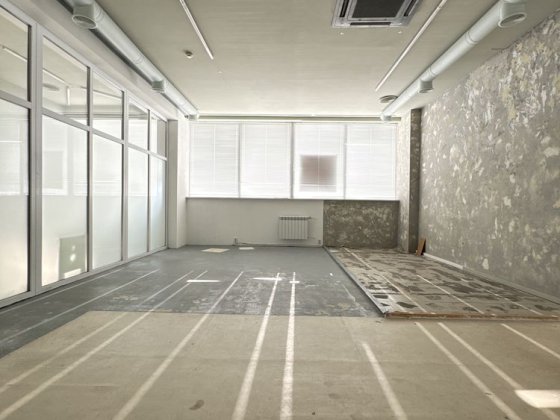 Оренда приміщення, 160 м.кв, фасад, червона лінія, окремий вхід. Кривий Ріг