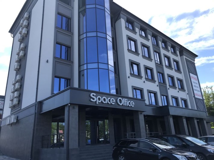 Оренда комерційного приміщення на 1 поверсі у Space Office 29 м2 Рівне - фото 1