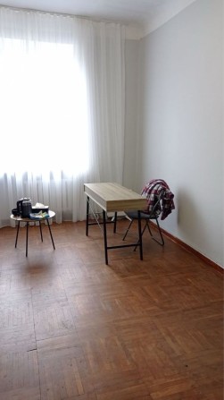 Здам в оренду офіс кабінет 19.6 кв.м у центрі міста - фото 1