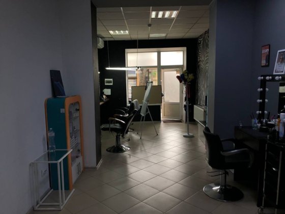 Здається в оренду робоче місце для парикмахера / майстра б’юті-сфери! Полтава