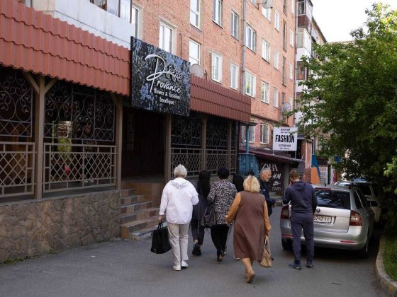 ЦЕНТР 132м2 Здам приміщення з ХОРОШИМ Трафіком та Парковкою Рівне