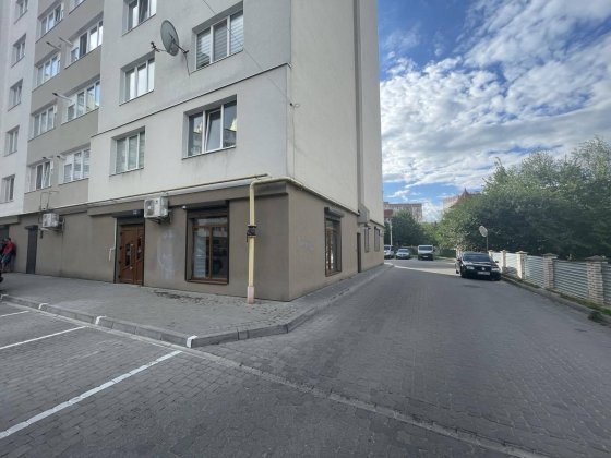 оренда комерційного приміщення вул. Рєпіна Тернополь