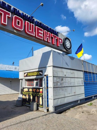 Приміщення на авторинку - під кафе, заклад громадського харчування - фото 1