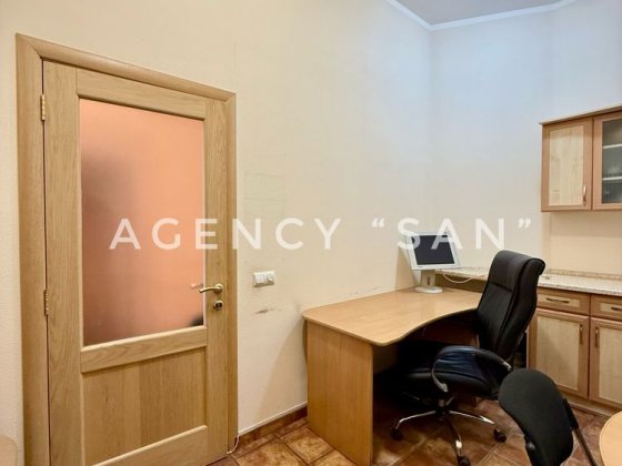 Здам офіс в Центрі м. Суми поряд з Макдональдсом Суми