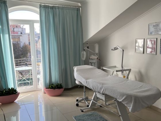 Оренда кабінету для косметолога Суми