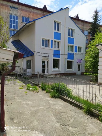 Оренда офісу 30м та 11м . Центр, проспект Бандери 8.  Власник - фото 1