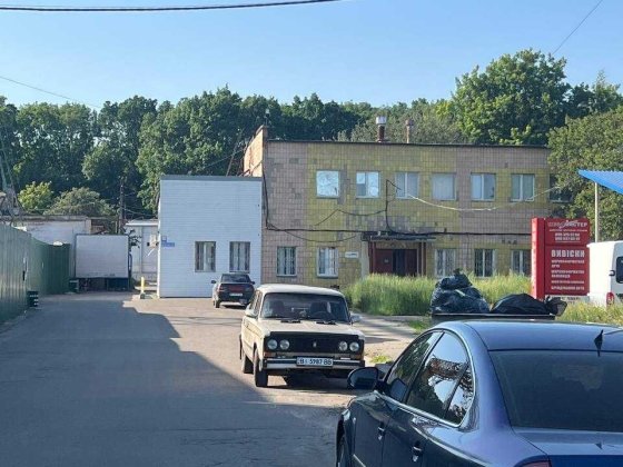 Здаються кімнати в адмінбудівлі, вул. Половки 70 (біля мосту/АТБ) Полтава