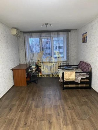 Продам кімнату в гуртожитку в Дарницькому районі. - фото 1