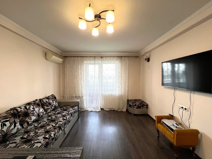 Продаж 2х кімн квартири з ремонтом Оболонь, Пріоріка, Автозаводська - фото 1