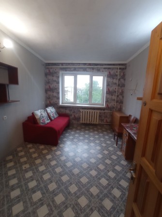 Продам гостинку метро 23 августа 5 мин - фото 1