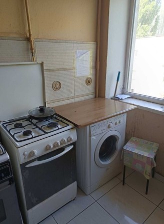 Продам комнату в чистой коммуне на Черемушках, ул Инглези/Космонавтов! - фото 1