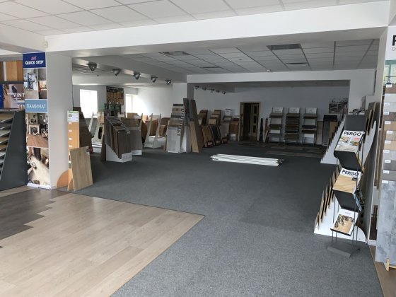 Торгова виставкова зала салон магазин оренда Полтава