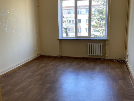 Оренда офіс кабінет центр дешево 23 кв.м Ровно