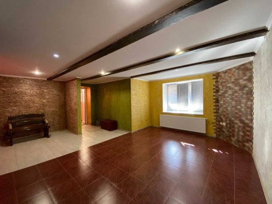 Оренда комерційного приміщення по вул. Злуки 4 Тернополь