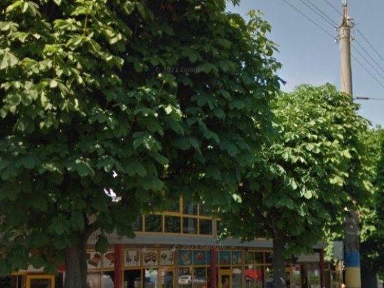 Оренда фасад проспект Чернівці