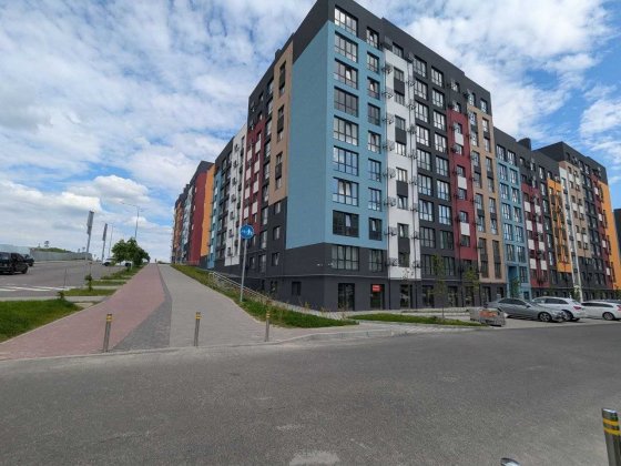 Здам приміщення ЖК "Щасливе" (149 м.кв.) Рівне