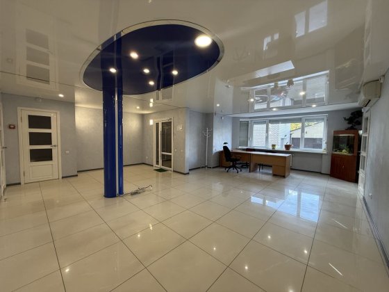 Офіс зі складом та укриттям Черкаси