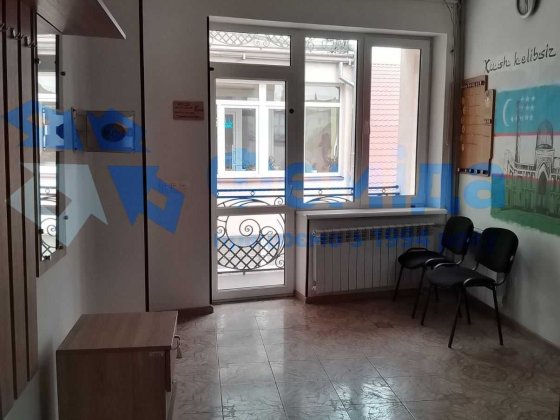 Оренда 3-кімнатної квартири в центрі Ужгорода(вул. Фединця)/Офіс Ужгород