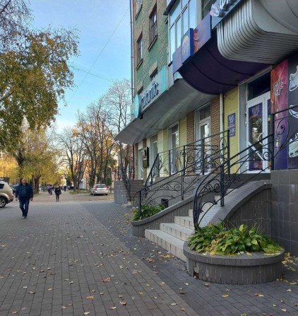 Здам приміщення в центрі з ремонтом 60м2 - фасад - фото 1