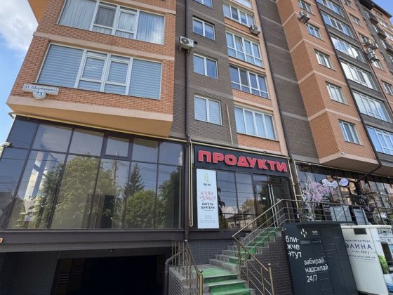 Комерційне приміщення ,вул. Щербанюка Черновцы