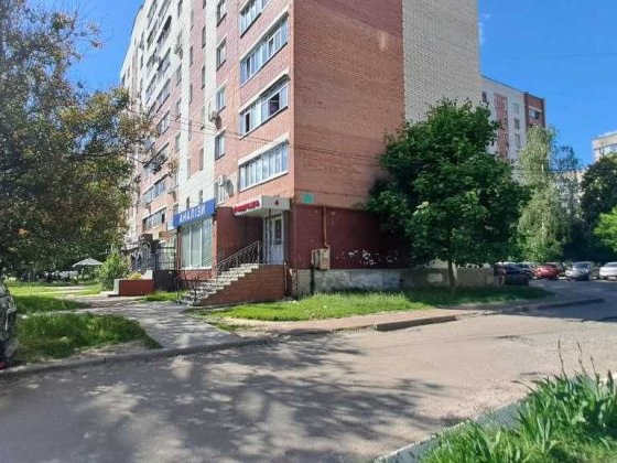 Оренда фасадного комерційного приміщення вул. Левка Лк'яненка Чернигов