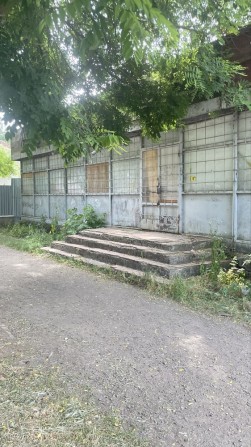 Здається в оренду приміщення під склад 200 кв/м вул Дворжика - фото 1