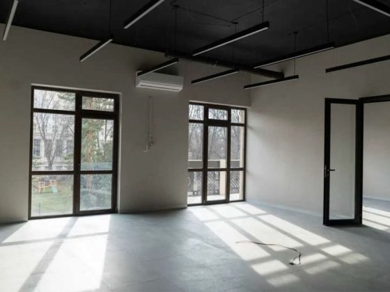 Оренда комерціних приміщень Dream City Центр Собранецька Ужгород