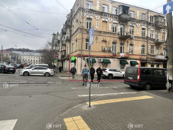 Оренда! Фасадне  торгове приміщення 115 кв.м ст.м. "Контрактова Площа" Киев